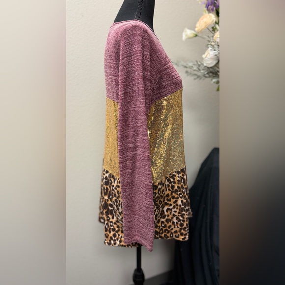 Southern Stitch Burgundy, Gold Sequenced, leopard print Top Statement Piece- M - Picture 2 of 10